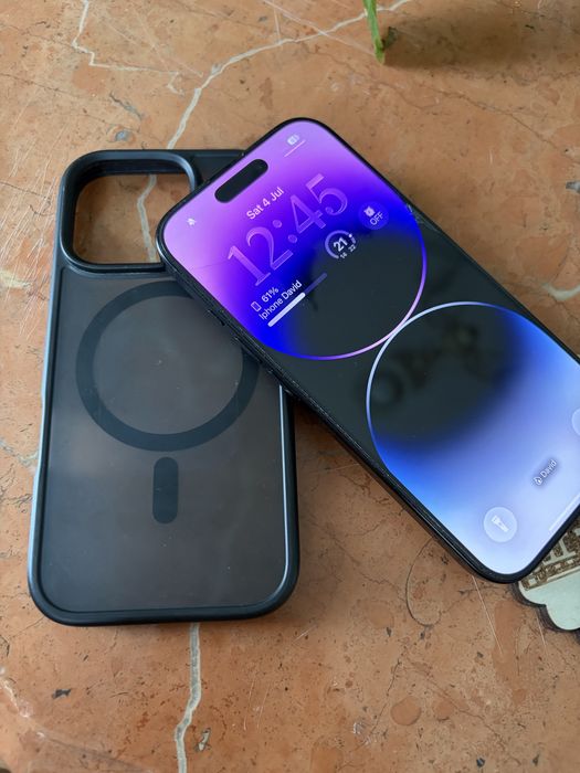 Vând Iphone 16 pro 94% health