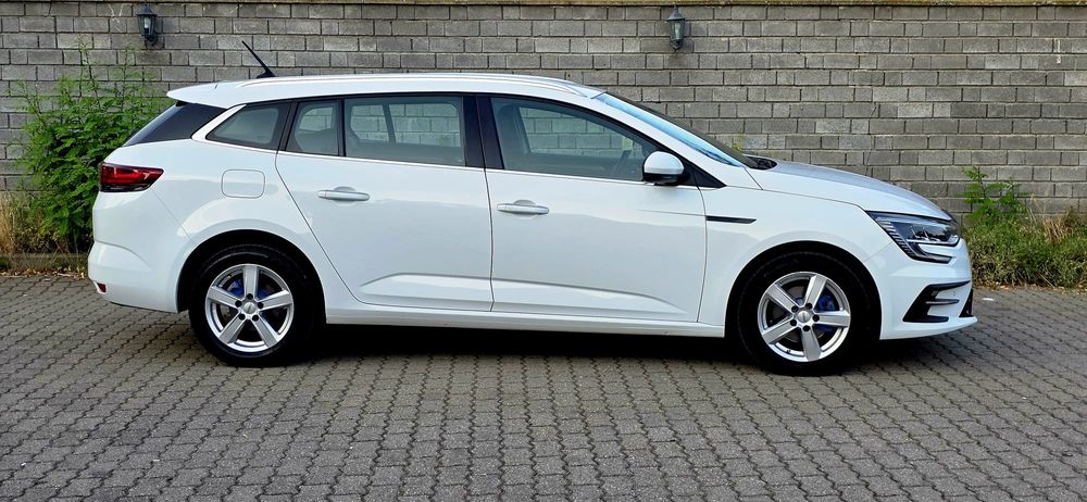 RENAULT Megane 2022 — imagine 5