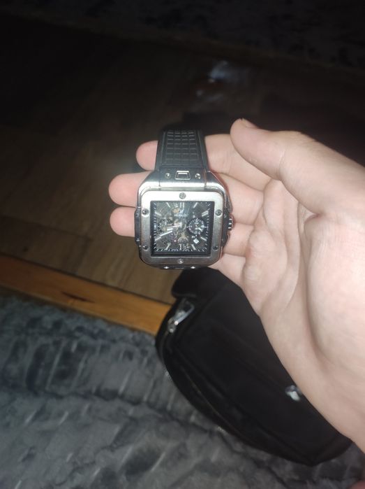 часы Hublot не рабочие