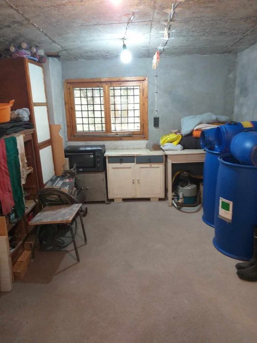 Гараж-31 кв. м. Ул Симеон Ванков