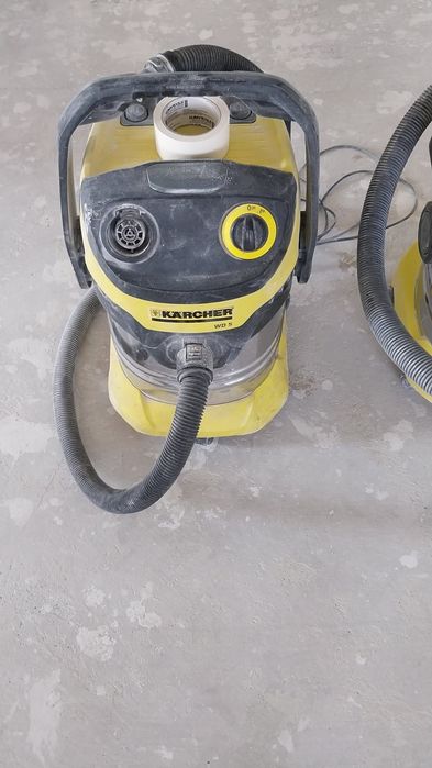 Vând aspiratoare