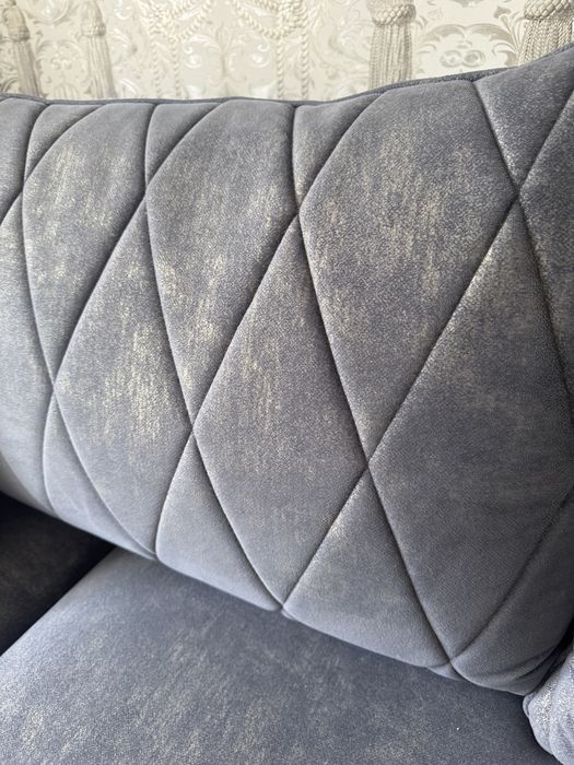 Продам диван в отличном состоянии