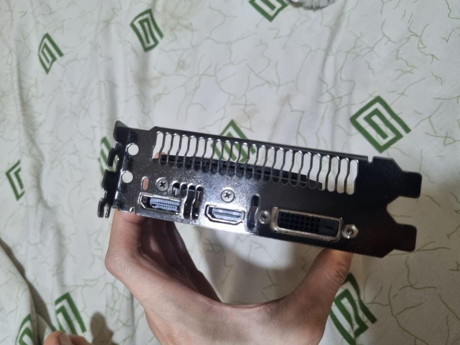 Видеокарта Asus Gtx 1050Ti