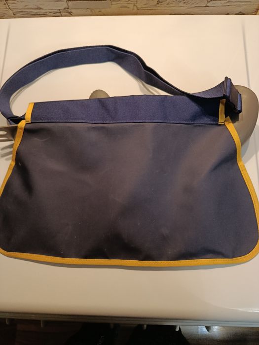 Сумка садовая с инструментами.