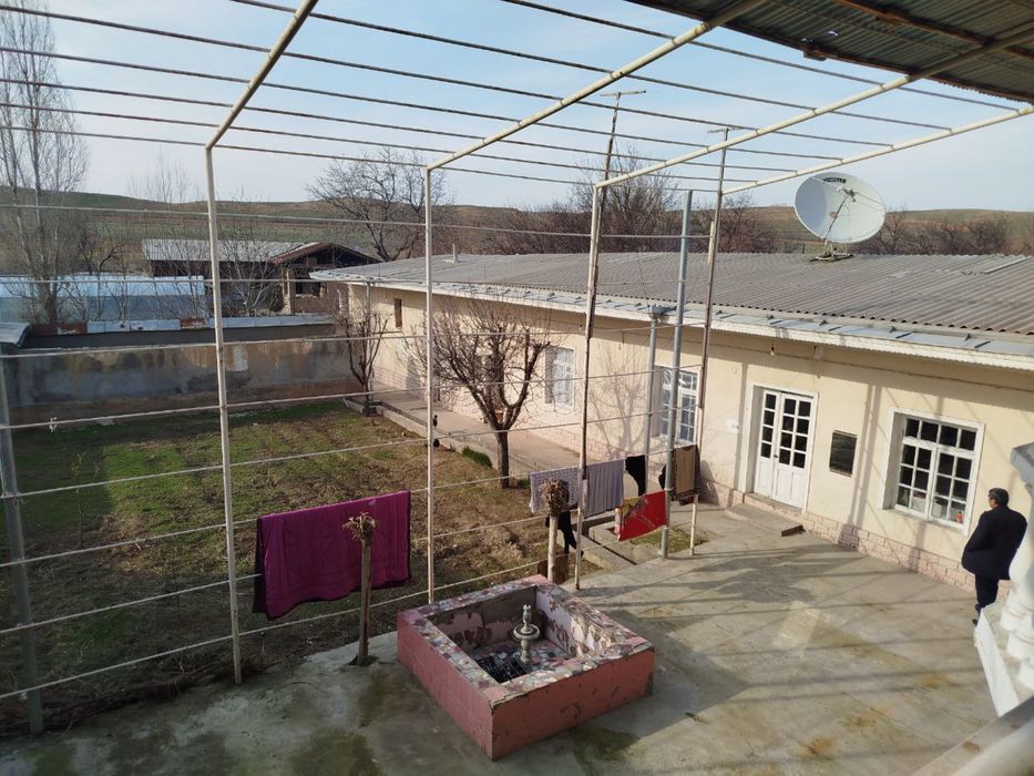 Черняевка (Гишткуприк) да участок срочно сотилади