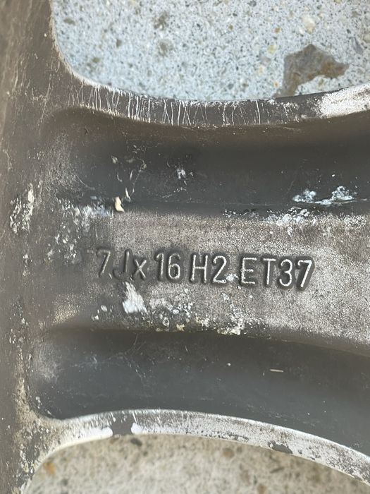 Джанти Мерцедес 16