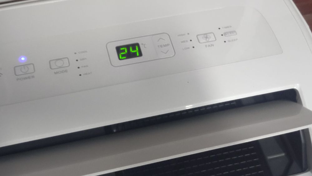 Aer conditionat portabil HISENSE APC12QC 12000 BTU Wi-Fi Dezumidificare Încălzire