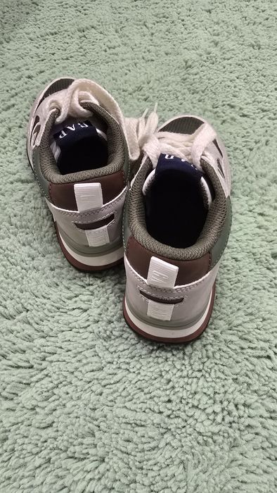 Детски маратонки GAP