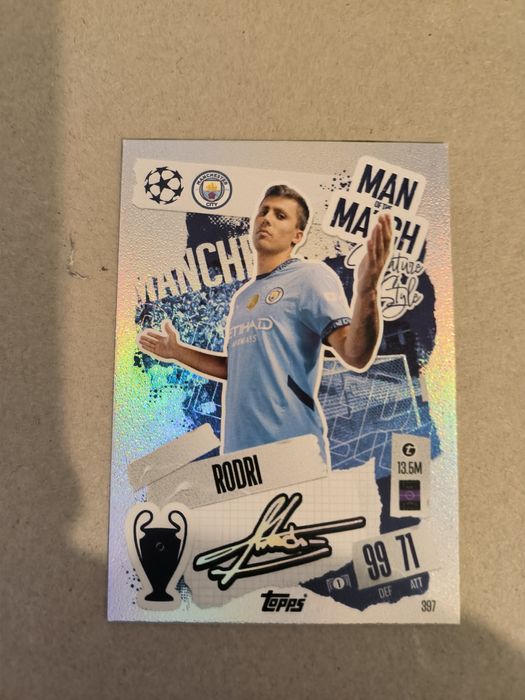 Vând cartonaș cu Rodri câștigător balonului de aur