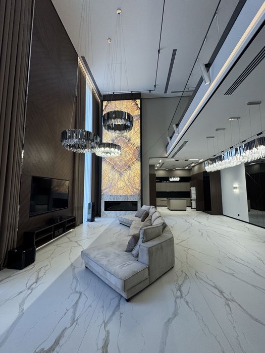 Продаётся Шикарный Hi-Tech дом.