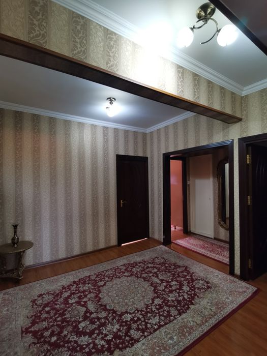 Продаётся квартира на Саракульке 5 комнатная