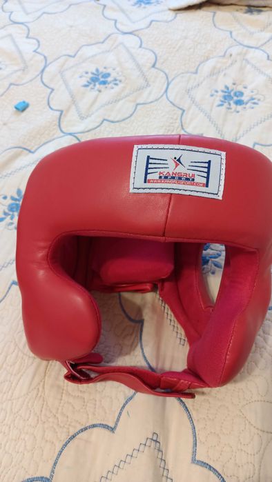 Продам подростковый шлем для бокса