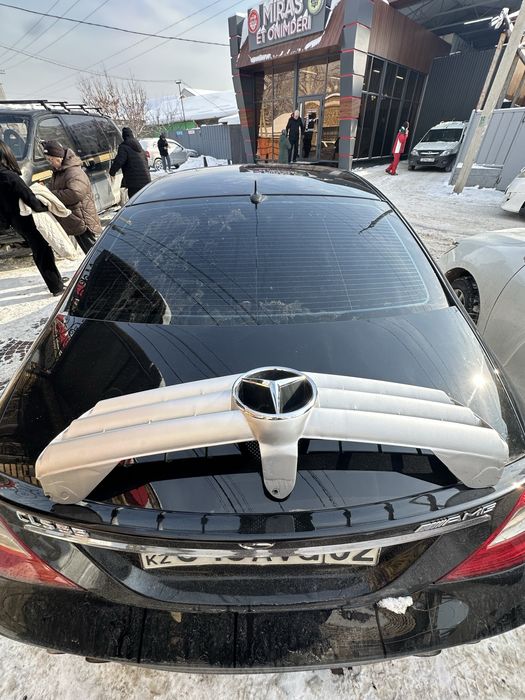 продам решетку w219 amg