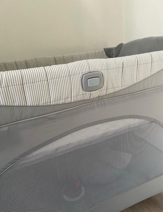 Продам Joie манеж-кровать