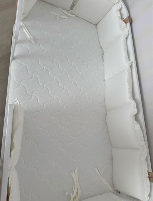 Продается детская кровать 80x160 см, белый