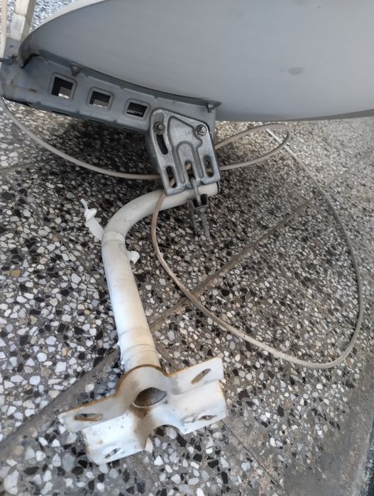 Сателитна чиния от Булсатком