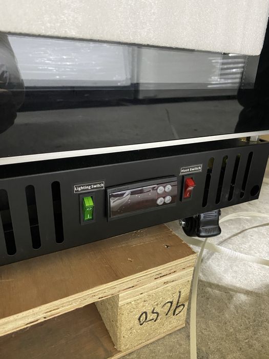 Vitrina frigorifica organizate impecabila pentru expunerea produselor