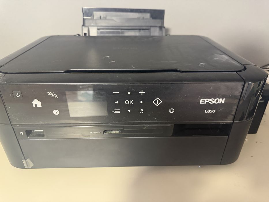 Imprimnta epson l850 cu scaner