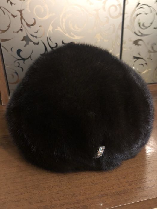 Продам норковый берет