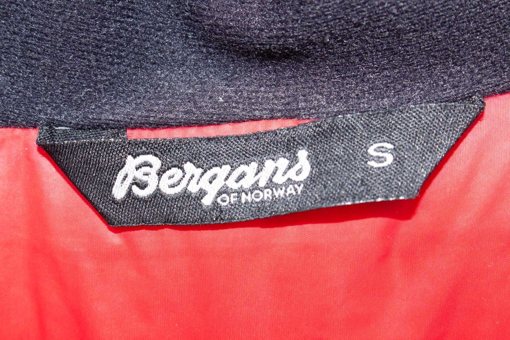 Bergans of Norway Sauda дамско пухено яке дамско черно пълнеж пух S