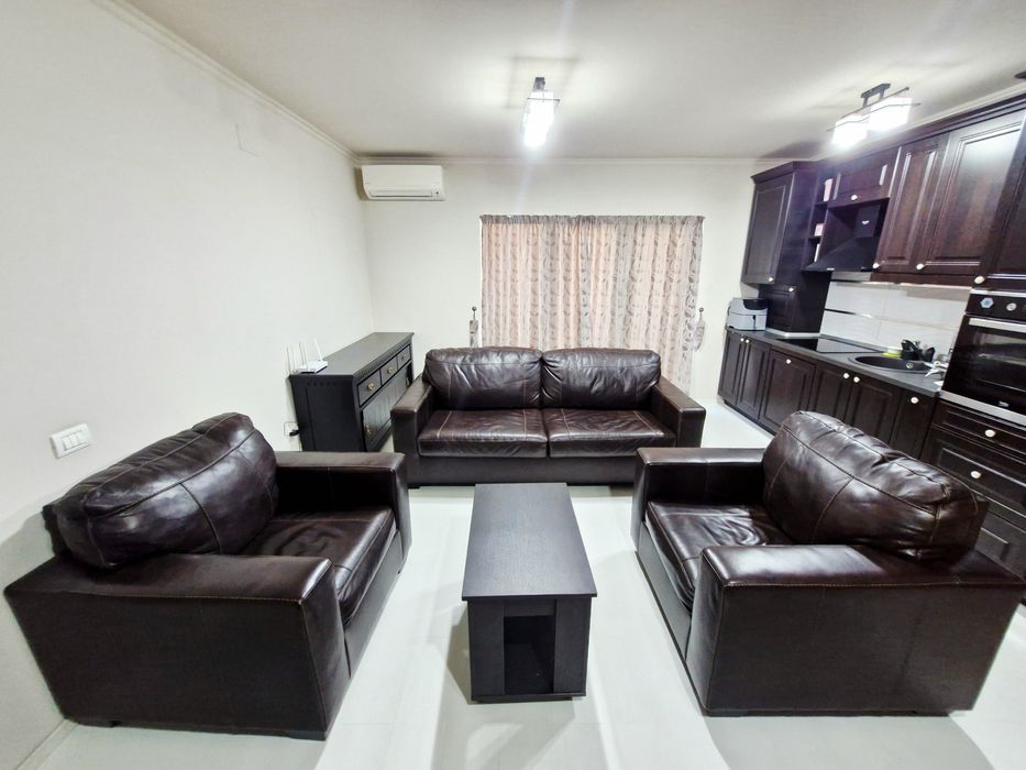 Set canapea extensibila  cu doua fotolii Wanek Furniture Asley stare impecabila