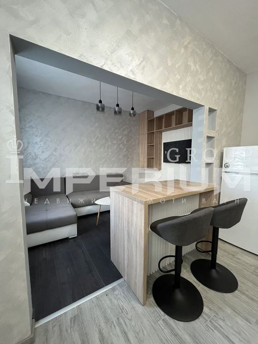 Дава се под наем Двустаен апартамент в Варна, Лятно кино Тракия - 50 кв.м за 561 € - Снимка #1