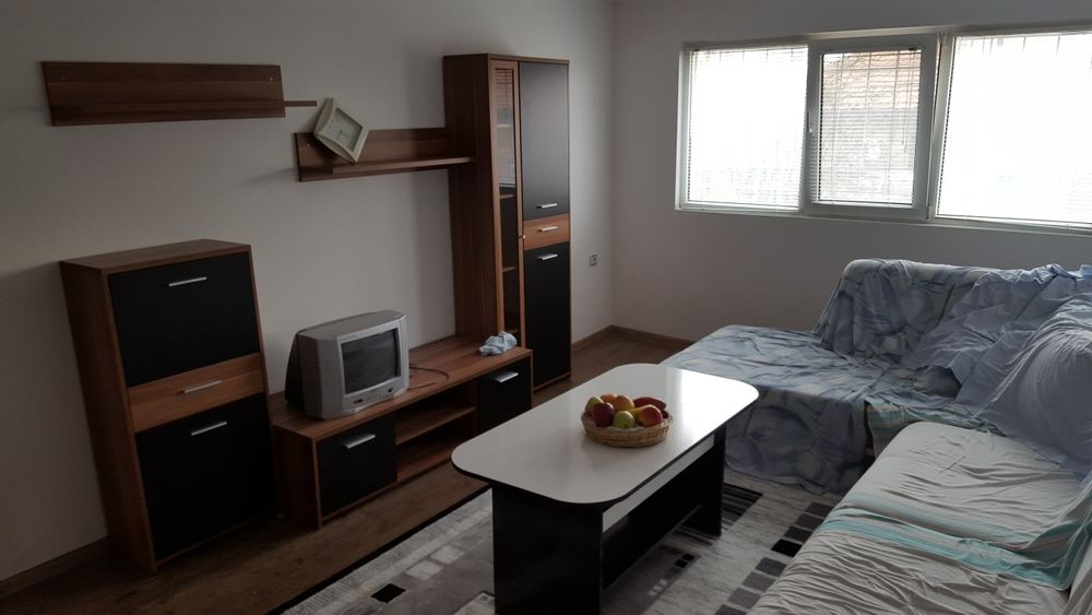 Дава се под наем Двустаен апартамент в Велико Търново, Акация - 77 кв.м за 280.5 € - Снимка #3