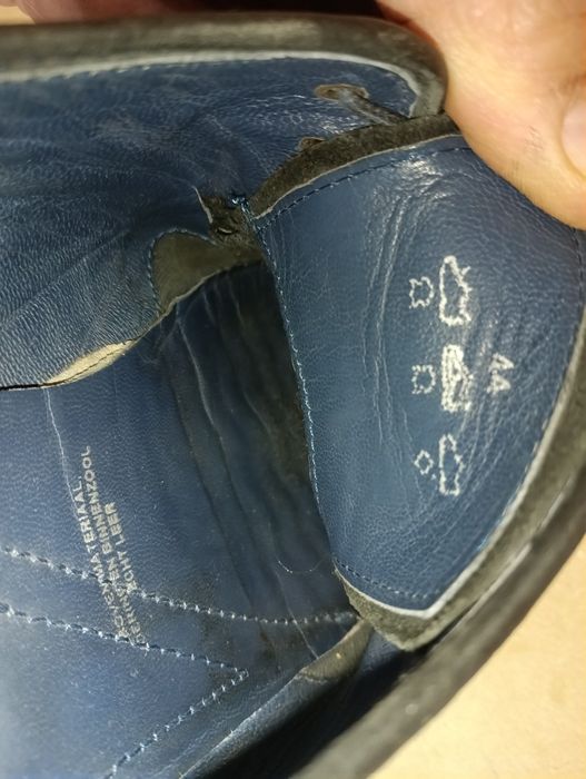 Кожени обувки N 44 - 18 лв