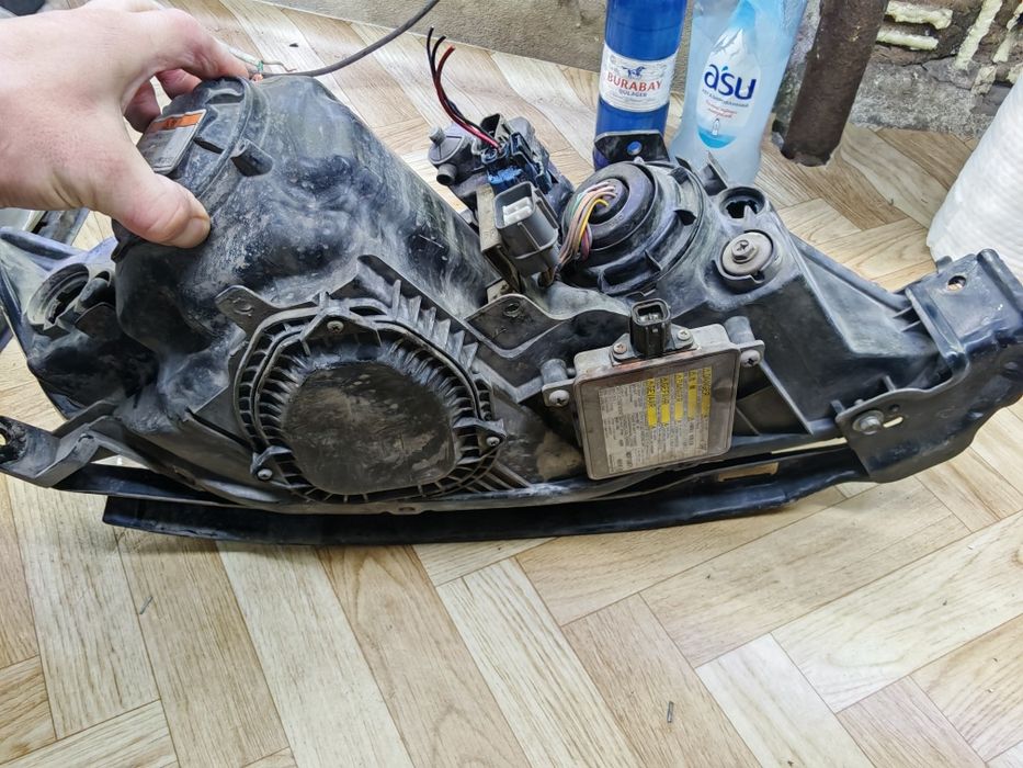 Фара правая Honda odyssey RB1-RB2