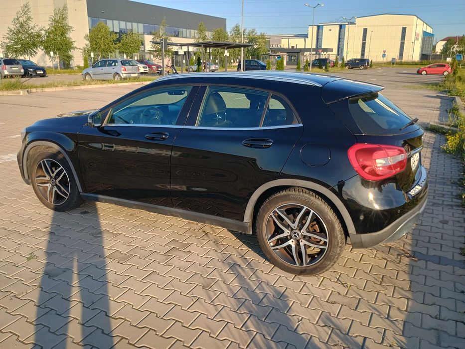 Mercedes Benz GLA