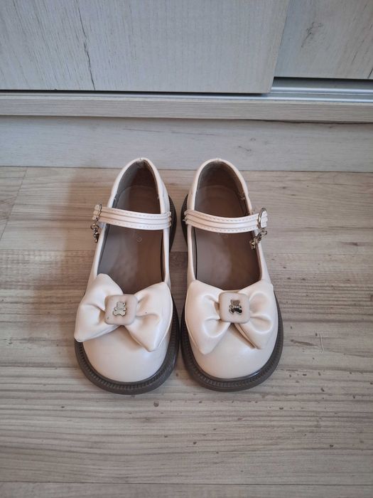 Детски сандали за момиче