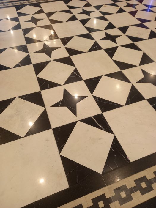 Мрамор  в  Алматы