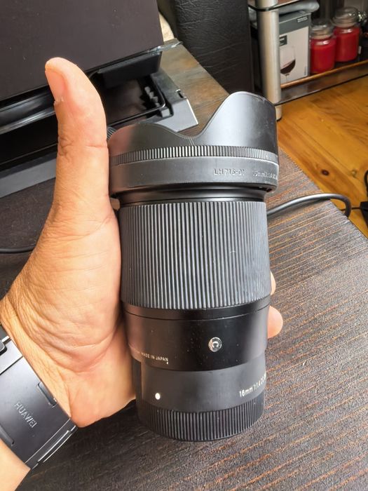 Обектив Sigma 16 f1.4 за Sony кроп