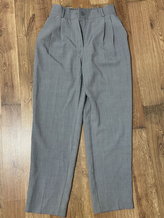 Разгрузка гардероба срочно