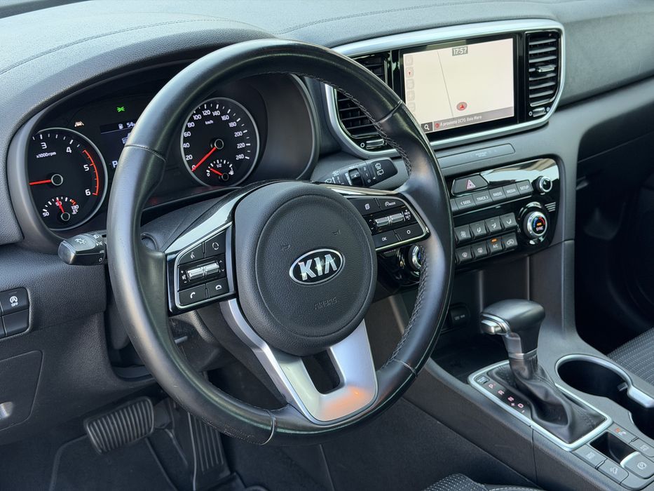 KIA Sportage 2021 — imagine 4