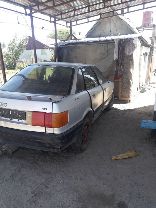 Продам ауди 80 б3
