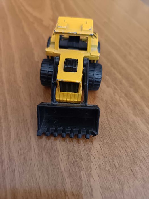 Трактор Matchbox Superfast No. 29 Tractor Shovel.