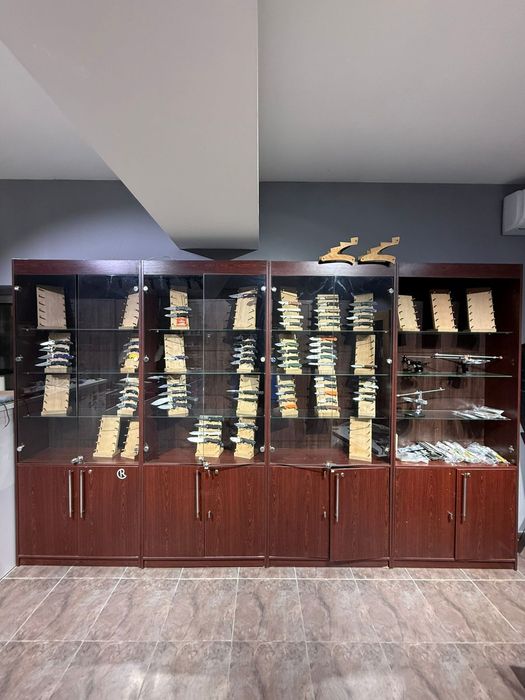 Витрины б/у  200/90/35см