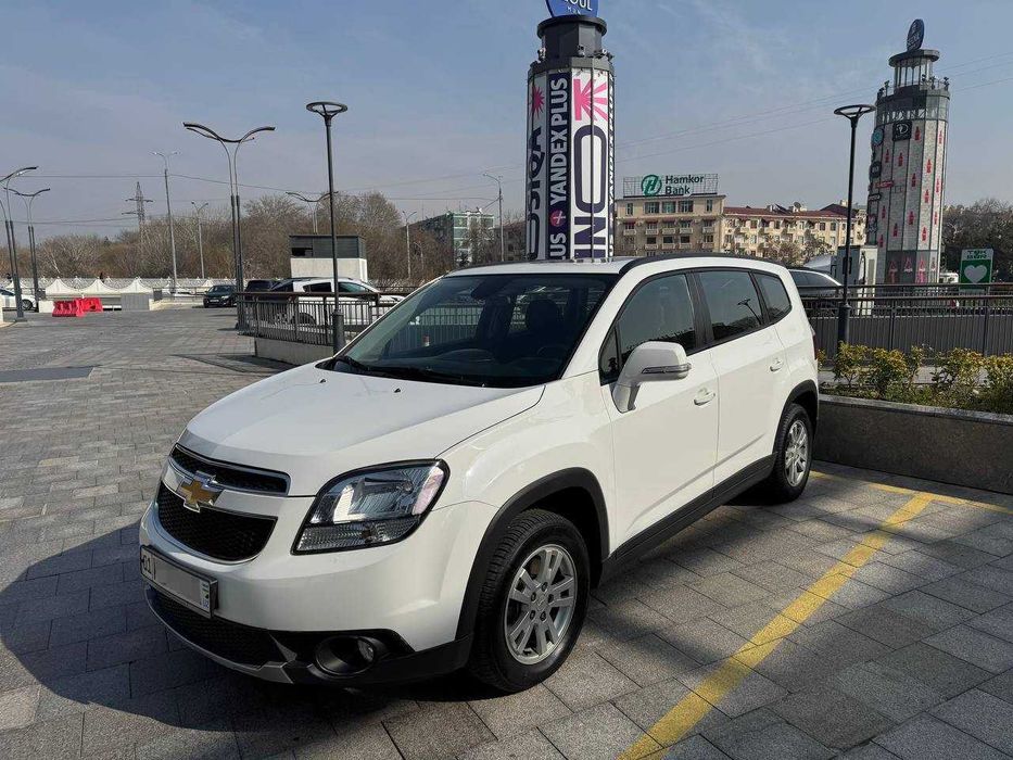 Chevrolet Orlando белый