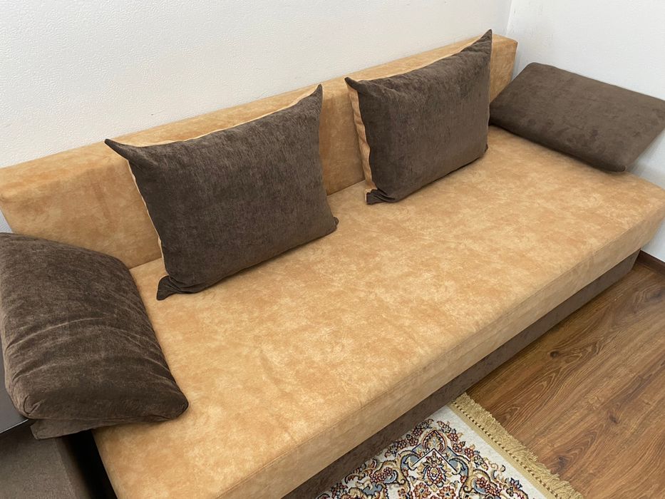 Диван в отличном состоянии