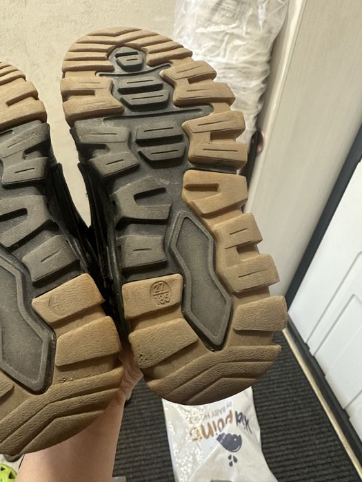 Обувь размер 26-27.