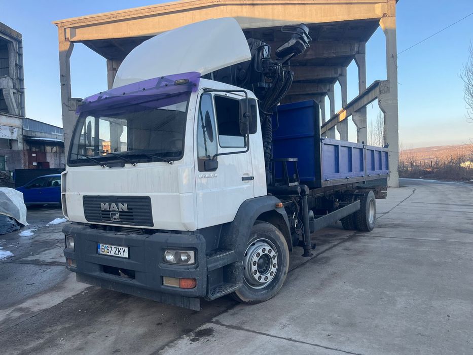 Man LE 18.250 2005 bascula/macara forestiera