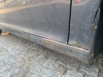 Продавам golf  V