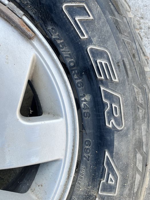 Шины с дисками для джипа