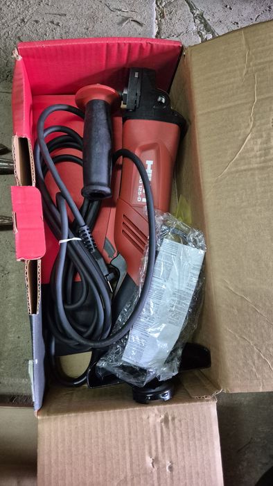 Продам болгарку HILTI