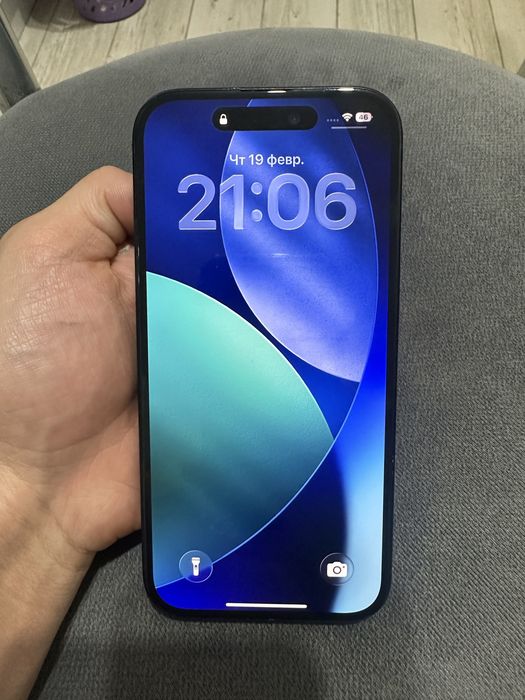 Айфон 15 в хорошем состоянии