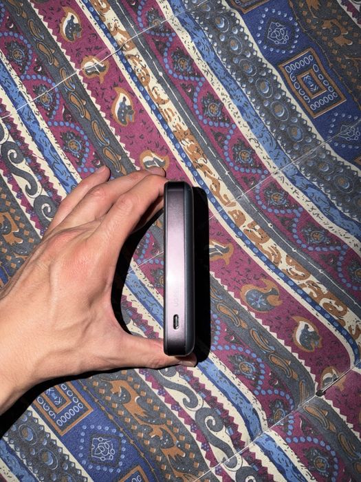Ugreen powerbank.