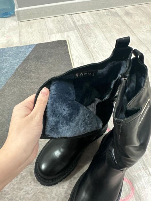 Женская обувь очень хорошо