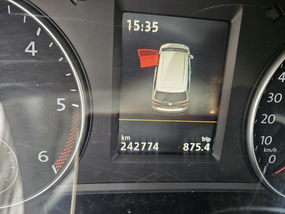 Volkswagen Sharan Highline 2015 - 185 cai