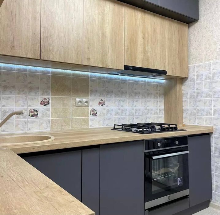 Кухонные гарнитуры на заказ за 1 метр от2,5 мил